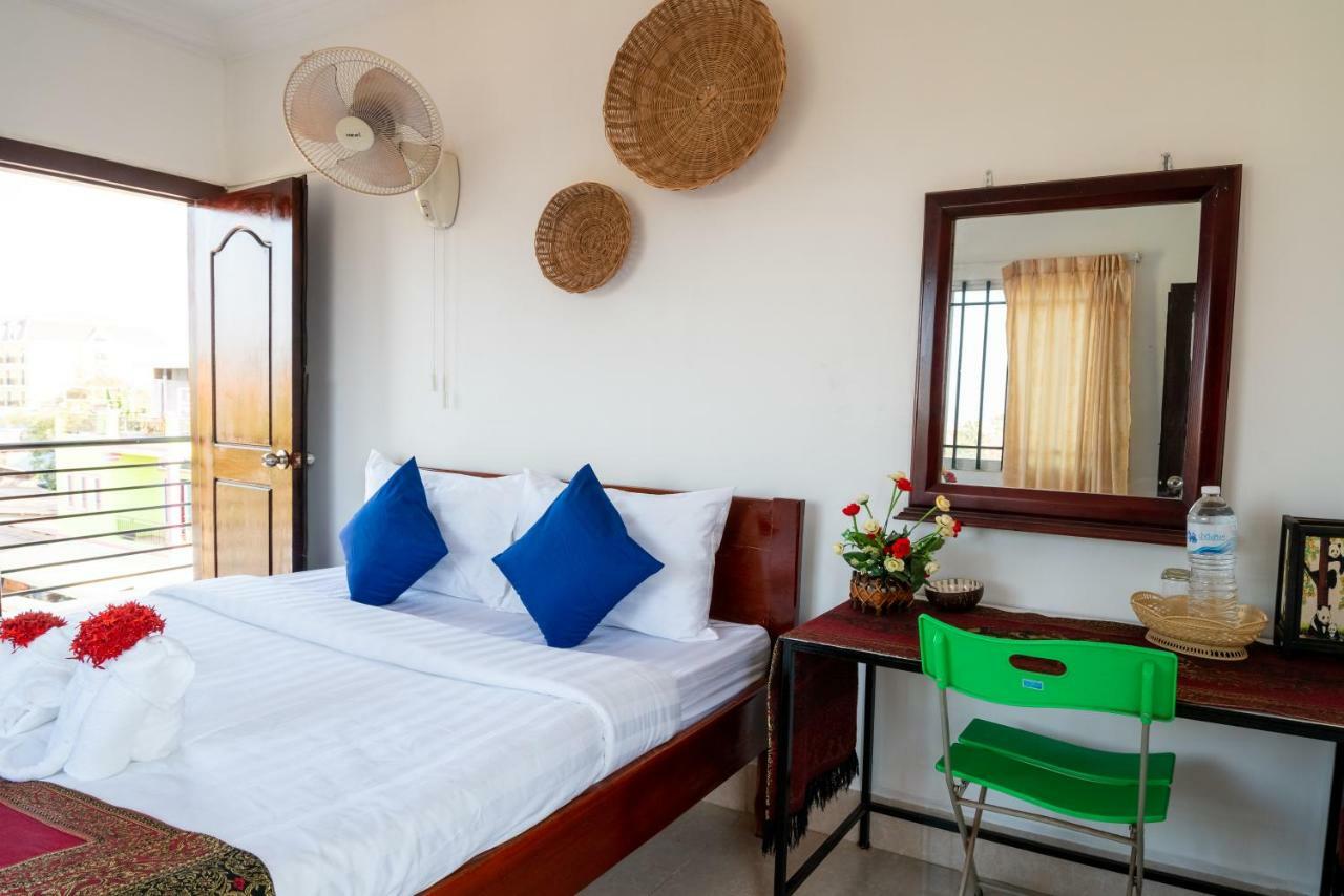 Royal Sok Chhan Siem Reap Esterno foto